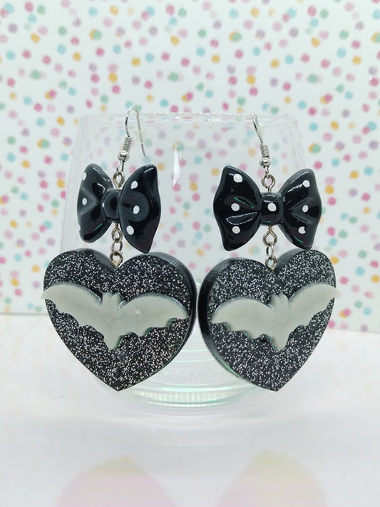 Boucles d’oreilles spooky noires